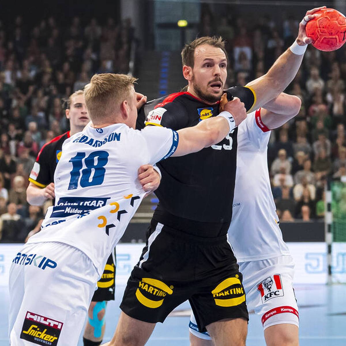 Handball-WM 2023 Das Knie! Sorge um Kai Häfner, Routinier muss gegen Island raus
