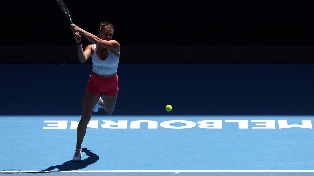 Melbourne: Sabalenka siegt und tanzt auf dem Court