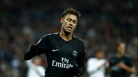 PSG-Star Neymar erholt sich nach seiner Operation derzeit in Brasilien