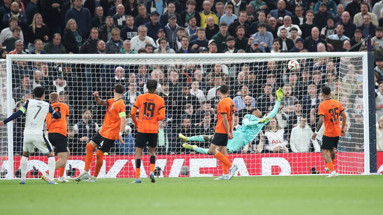 „Weltklasse“-Parade rettet Eintracht