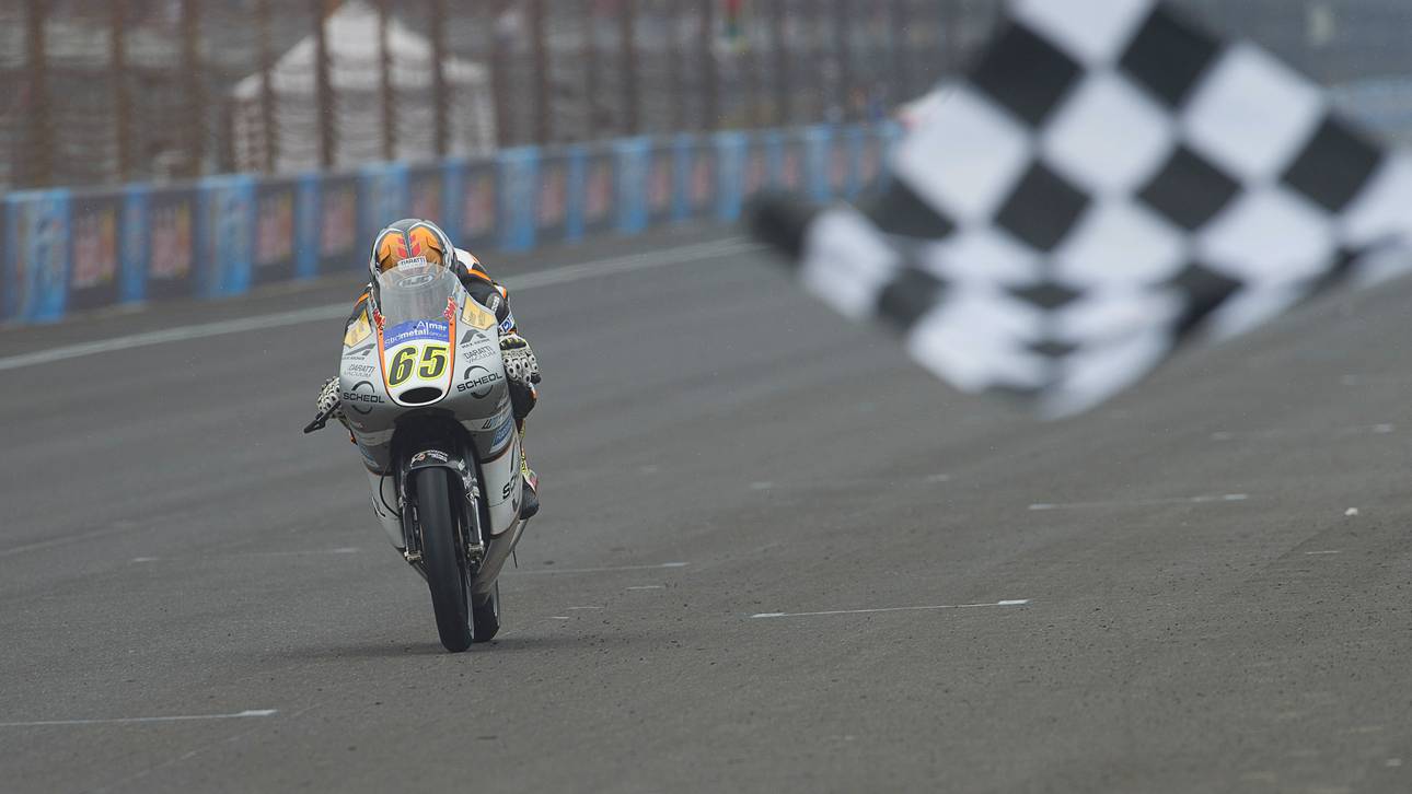 Öttl rast mit Glück in die Top 5