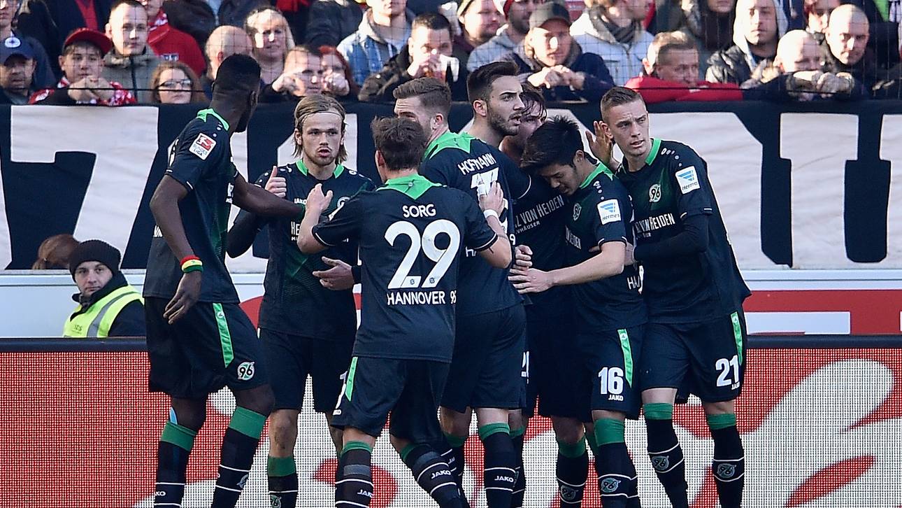 Hannover ehrt 96 im Rathaus