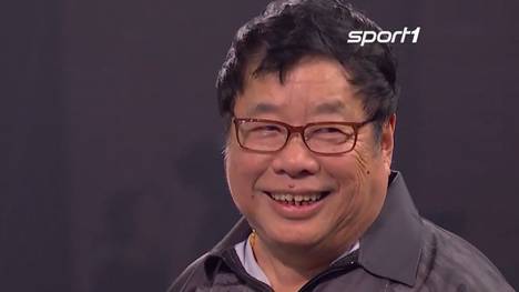 Luke Humphries besiegt in der zweiten Runde der Darts-WM die Legende Paul Lim souverän mit 3:0 und zieht in die nächste Runde ein, wo er auf den "German Giant" Gabriel Clemens treffen wird.