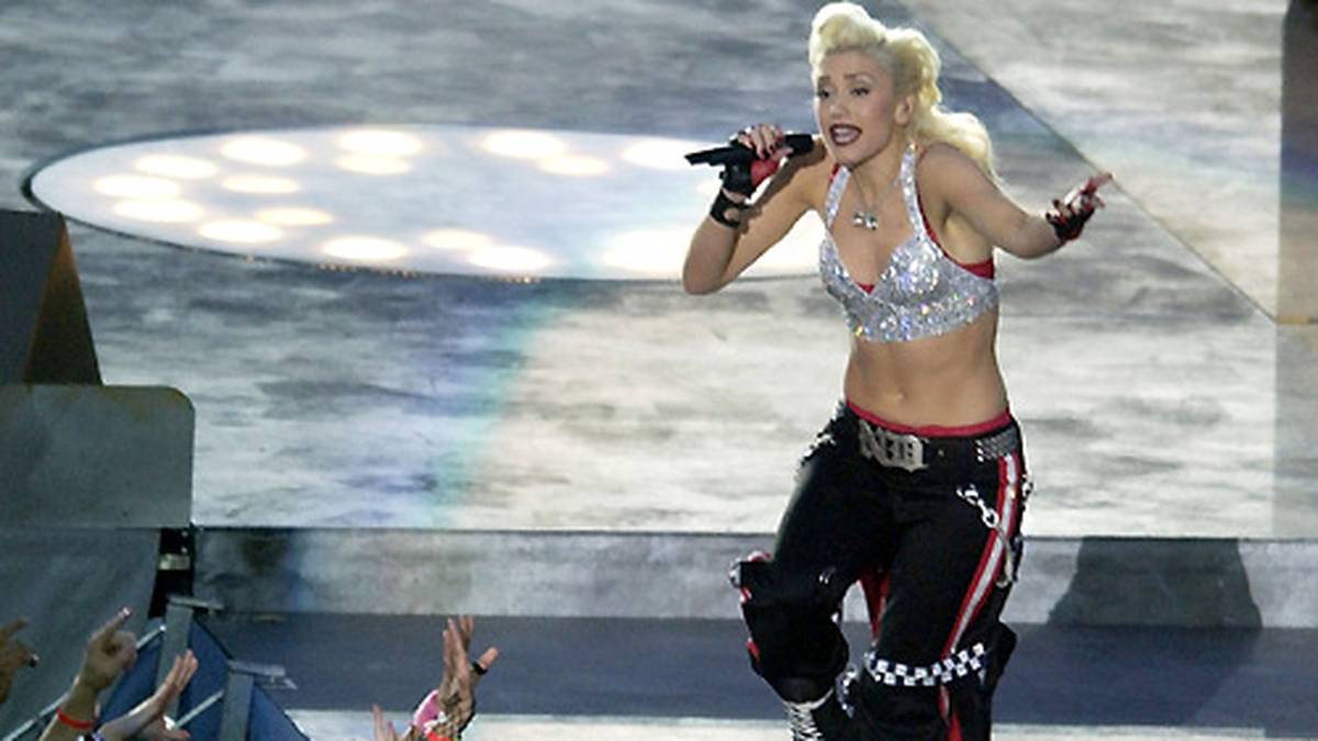 Vor allem den männlichen Fans wird 2003 einiges geboten. Nach Beyonce gab's auch noch Gwen Stefani...