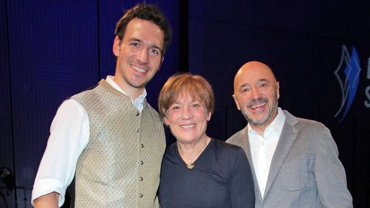 Rosi Mittermaier, Felix und Christian Neureuther beim Bayerischen Sportpreis 2019