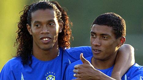 Ronaldinho (l.) und Kleberson wurden 2002 gemeinsam Weltmeister
