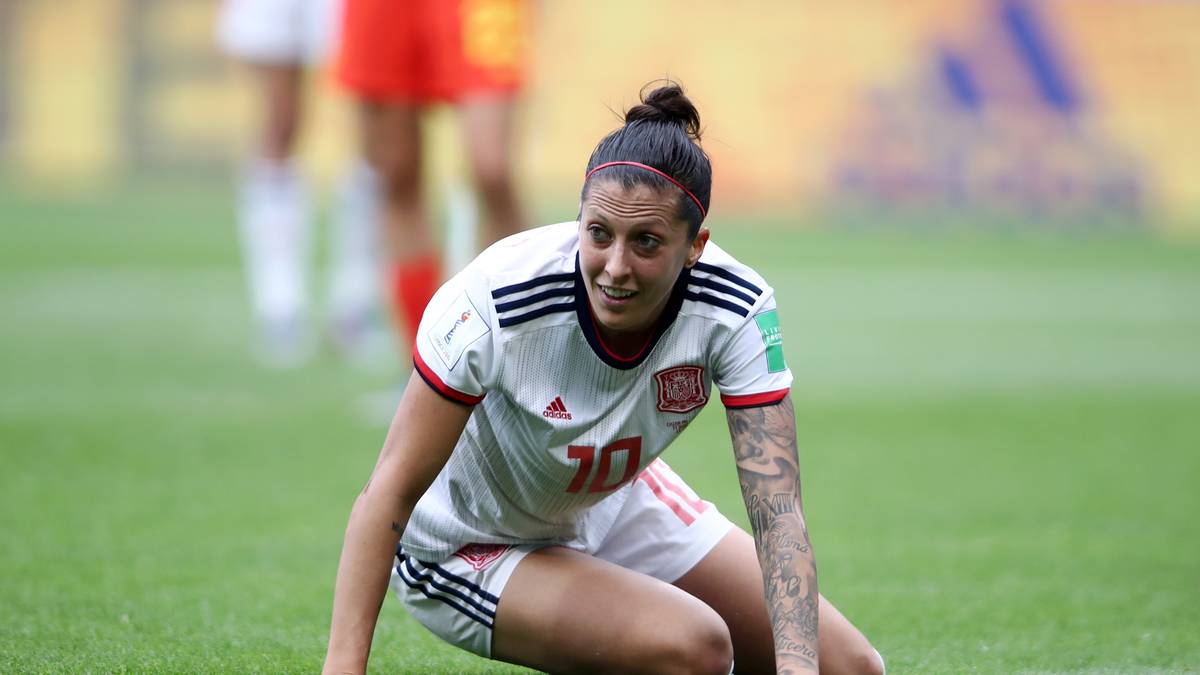 PLATZ 12 - SPANIEN: Die "Roja" ist technisch gut, hat aber große Defizite in puncto Chancenverwertung und Mentalität. Außerdem dürfte die fehlende Erfahrung in der K.o.-Runde zum Tragen kommen. Gegen die USA, die ihrerseits durch starke Mentalität gefallen, wäre alles andere als das Aus eine riesige Überraschung