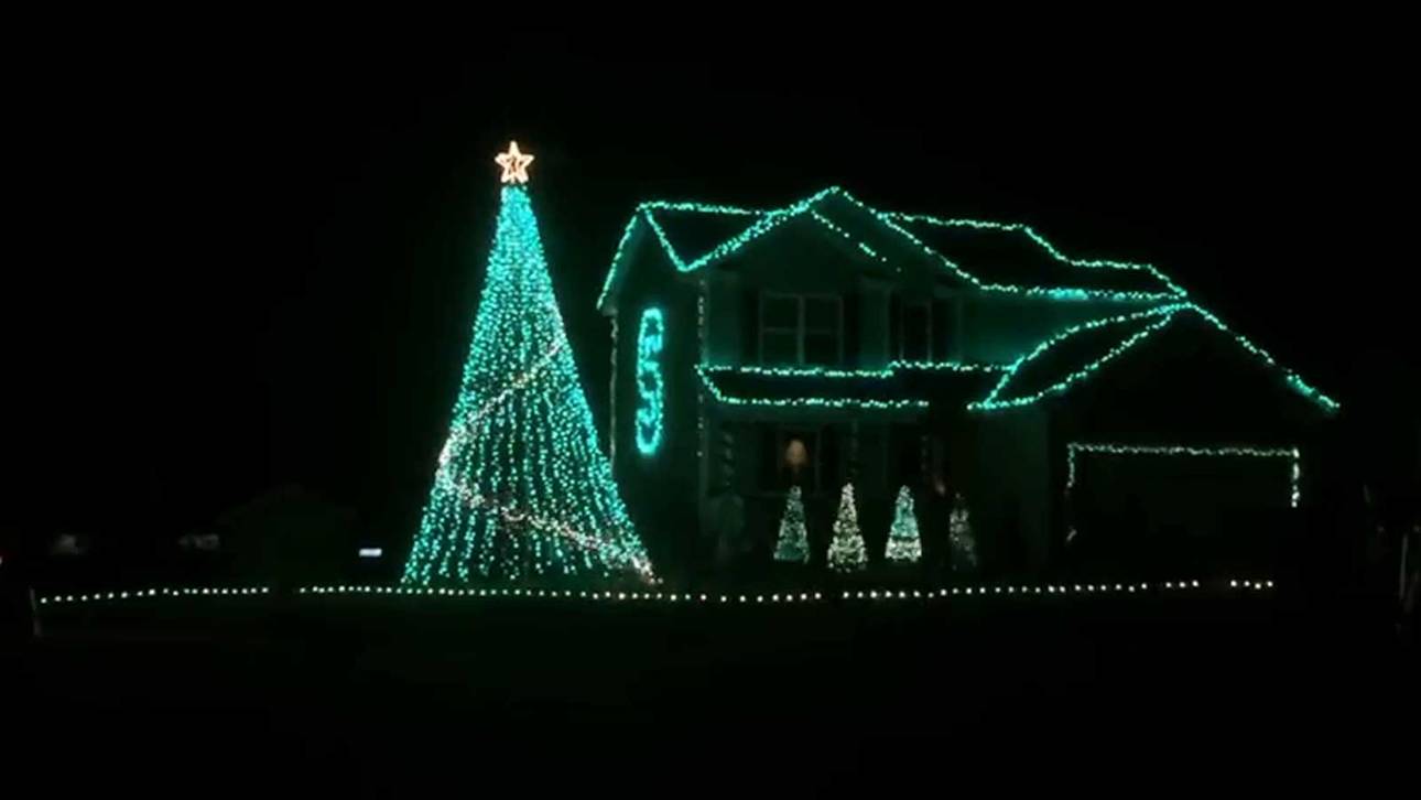 Fan macht irre Lichtshow