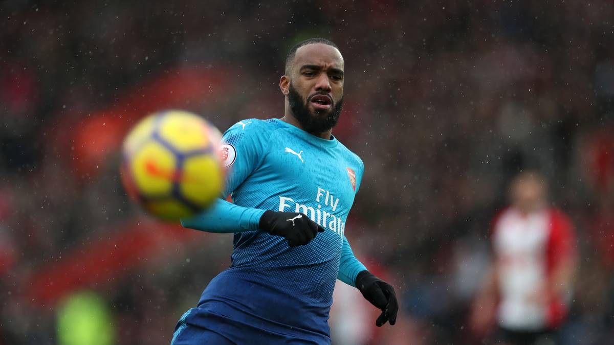 PLATZ 12: ALEXANDRE LACAZETTE (FC Arsenal) - 9,9 Millionen Euro