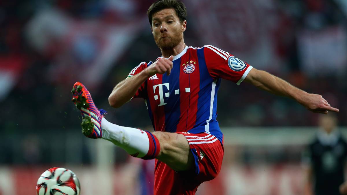 XABI ALONSO: Als Ballverteiler vor der Abwehr engagiert, aber immer mit Problemen, wenn Barca schnell umschaltete. In dieser Form eher Auslaufmodell. Immerhin guter Eckball auf Benatia zum 1:0. SPORT1-Note: 4