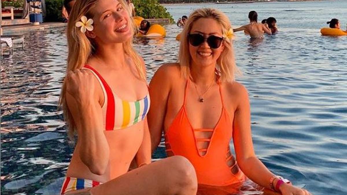 Gemeinsam mit ihrer "Reiseführerin" - wie sie ihre Begleitung auf Instagram bezeichnet, schaut sich Bouchard vor dem Turnier etwas die atemberaubende Natur Hawaiis an. An ihr Twitter-Date scheint sie in diesen Momenten jedenfalls nicht zu denken
