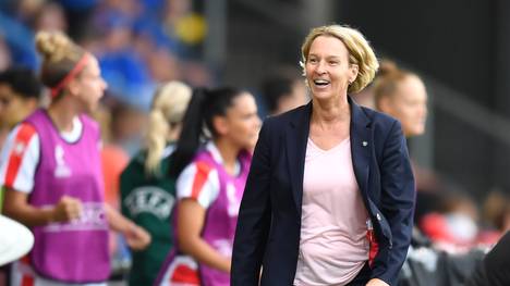 Martina Voss-Tecklenburg steht mit der Schweiz im Playoff-Finale zur WM 2019
