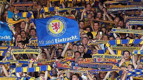 Trotz Abstiegs ist der Run auf Dauerkarten bei Eintracht Braunschweig ungebrochen