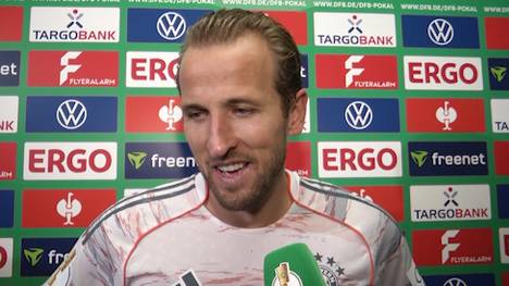 Der FC Bayern zittert sich in die zweite Runde des DFB-Pokals. Harry Kane hatte als Doppelpacker einen großen Anteil, verschoss jedoch auch einen Elfmeter. Dabei zeigt er sich von Wiesbaden-Keeper Stritzel beeindruckt.