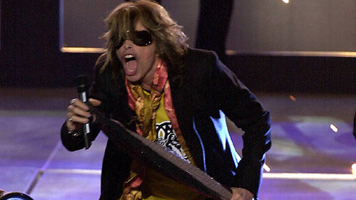 Das größte Staraufgebot bekommen die Zuschauer 2001 zu sehen: Aerosmith...