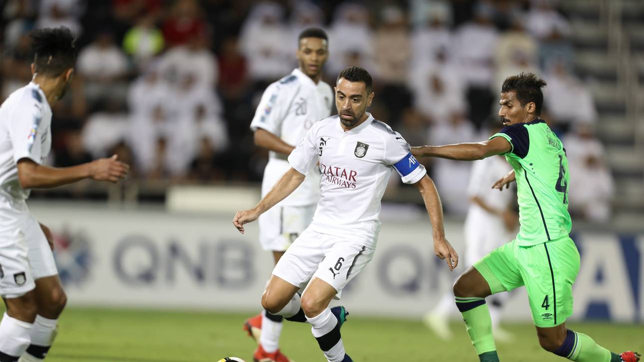 Xavi setzt seine Karriere fort