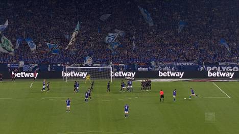 0:2 und 2:3 zurückgelegen und dennoch gewonnen: Schalke 04 hat sich in der 2. Fußball-Bundesliga vor ausverkaufter Arena gegen den 1. FC Magdeburg aus der Krise befreit und seinen Fans ein Torfestival geboten.