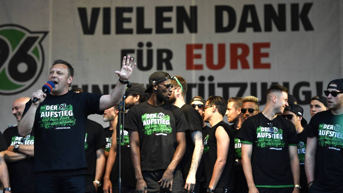 PLATZ 3 - sechs Mal aufgestiegen: Hannover 96 (1964, 1975, 1985, 1987, 2002, 2017)