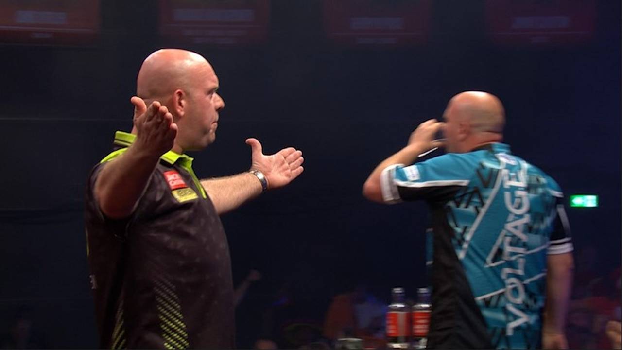Magic MvG! Mit dem Rücken zur Wand dreht van Gerwen auf