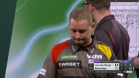 Die SPORT1-Kommentatoren Basti Schwele und Robert Marijanovic leiden mit Dimitri Van den Bergh, der aktuell keine gute Phase durchläuft.