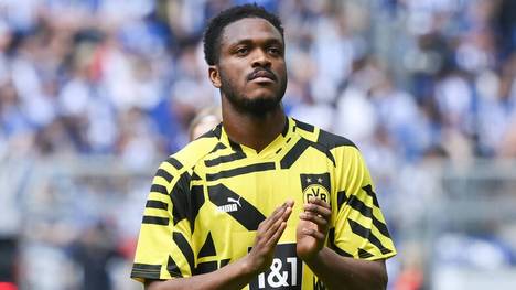 Der VfB Stuttgart hat sich die Dienste von Dan-Axel Zagadou gesichert. Bei den Schwaben unterschrieb der 23 Jahre alte Abwehrspieler einen Vierjahresvertrag bis 2026. 