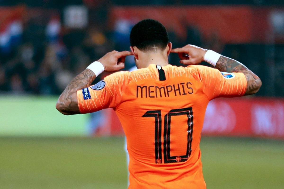 Depay tritt in große Fußstapfen!