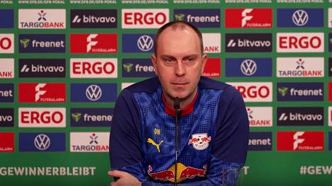 Leipzig-Trainer Ole Werner fühlt sich in der Rolle des Außenseiters vor dem Spiel gegen den FC Bayern wohl. Zudem plädiert er für Einfachheit in Bezug auf die Handspiel-Regel.