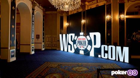 Die World Series of Poker hat sich in den vergangenen 50 Jahren zum bedeutendsten Poker-Event der Welt entwickelt. Wer bei der über sechswöchigen Veranstaltung ein Turnier gewinnt und als Trophäe das berühmte Bracelet überreicht bekommt, verewigt sich in den Poker-Geschichtsbüchern. Im Mittelpunkt der Turnierserie steht das Main Event, das regelmäßig mehrere Tausend Spieler aus der gesamten Welt nach Las Vegas lockt. Hier winken lebensverändernde Preisgelder und der Titel des Poker-Weltmeisters. 

SPORT1 begleitet die WSOP 2022 mit allen Facetten und Highlights. Faszination Poker: Unendliche Dramen, überglückliche Champions und Dutzende Millionen Dollar sind die Regel beim schönsten Kartenspiel der Welt.