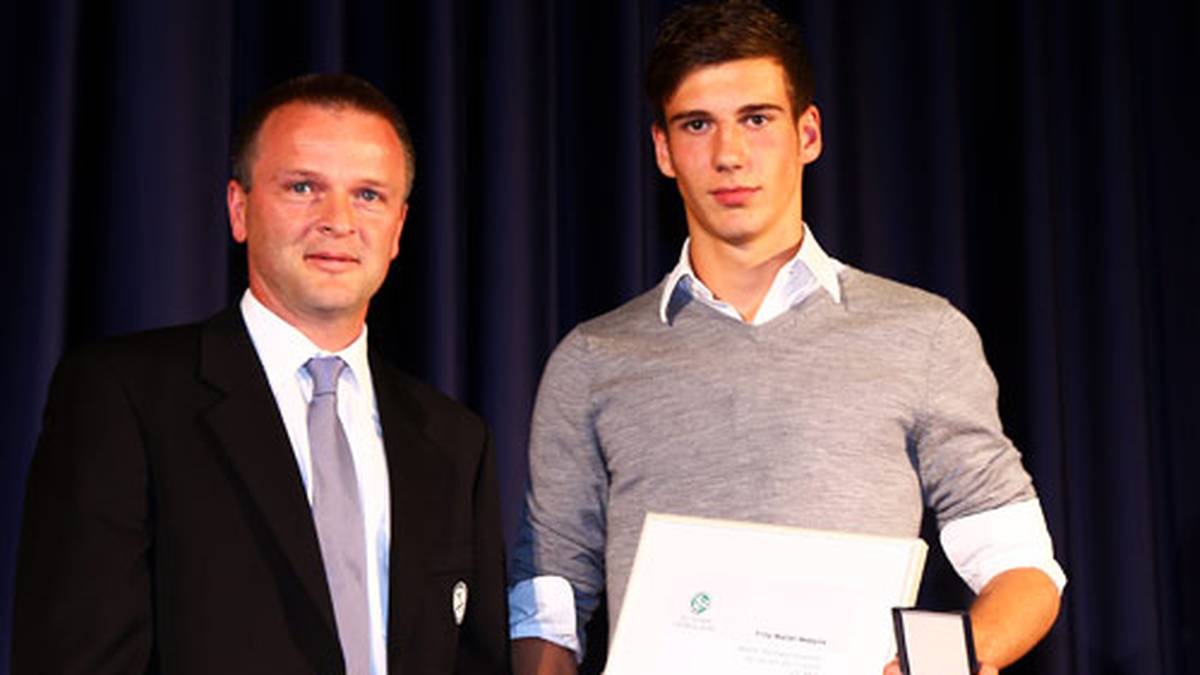Der frühreife Ex-Bochumer Leon Goretzka ist in der U17 auf Platz 1
                  
                  
                  
                  
                  