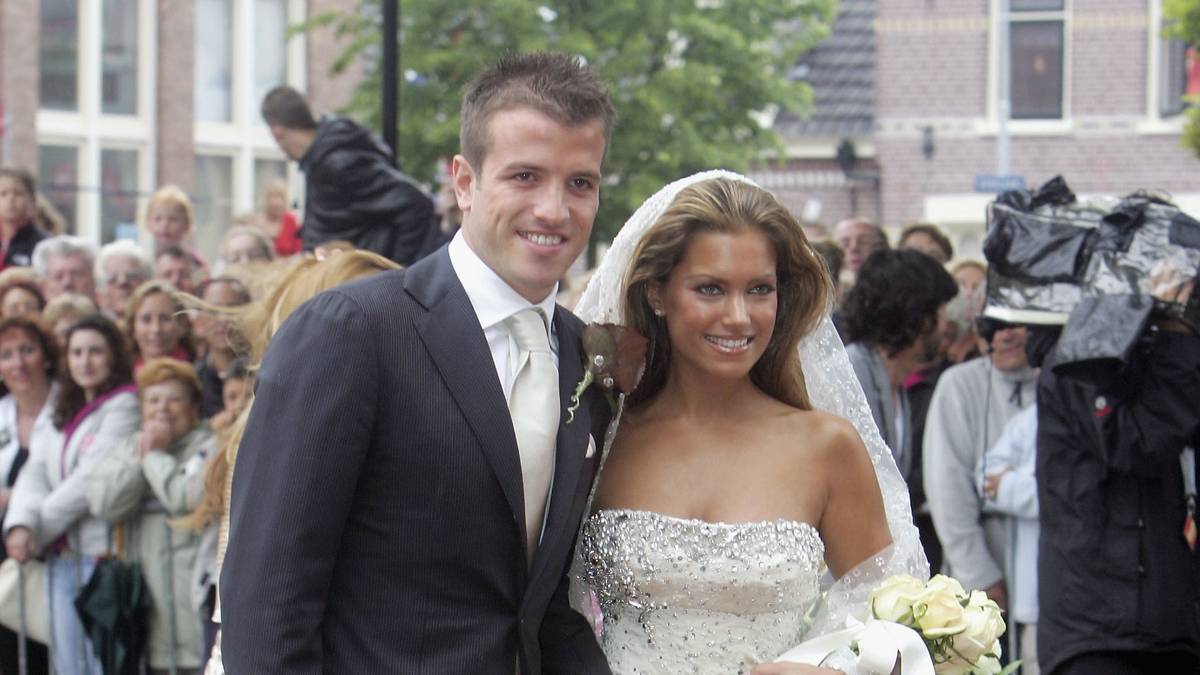 Das Glück der beiden hielt bis Ende 2013. Nach der Trennung des Traumpaares wechselte Rafael van der Vaart zu Sabia Boulharouz, der ehemals besten Freundin seiner Ex