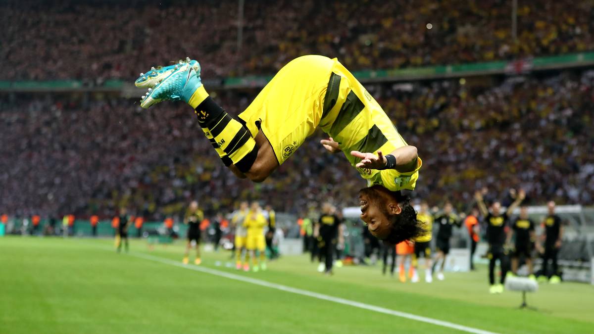 Die Führung für die Schwarz-Gelben, die Aubameyang mit einem spektakulären Salto feiert. Sein letzter für den BVB, den der Gabuner nach der Saison verlassen könnte?