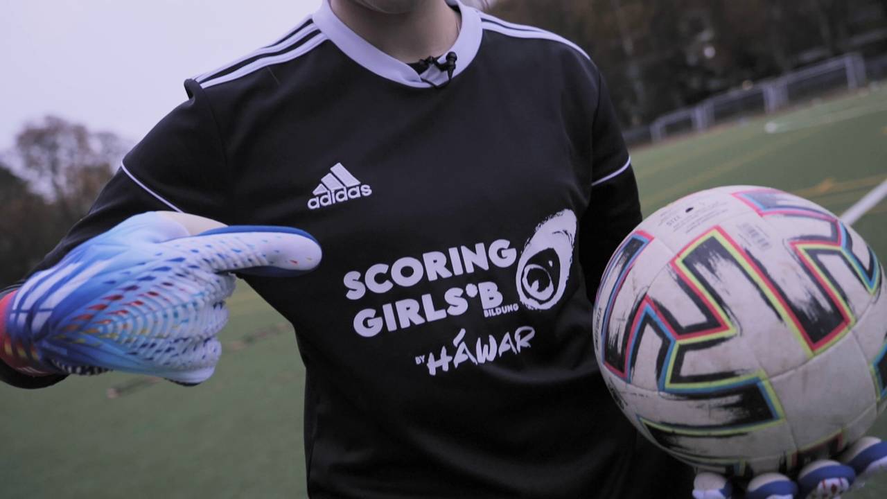 SPORT1 unterstützt mit #FrauenFuerFussball die Initiative SCORING GIRLS*
