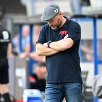 Der Hamburger SV verpasst die letzte Chance auf den Aufstieg. Ausgerechnet bei Steffen Baumgarts Ex-Klubs SC Paderborn platzt der Traum von einer Bundesliga-Rückkehr.
