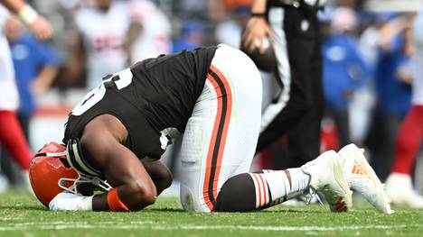 Defensive End Myles Garrett schlägt sich mit Fußproblemen herum