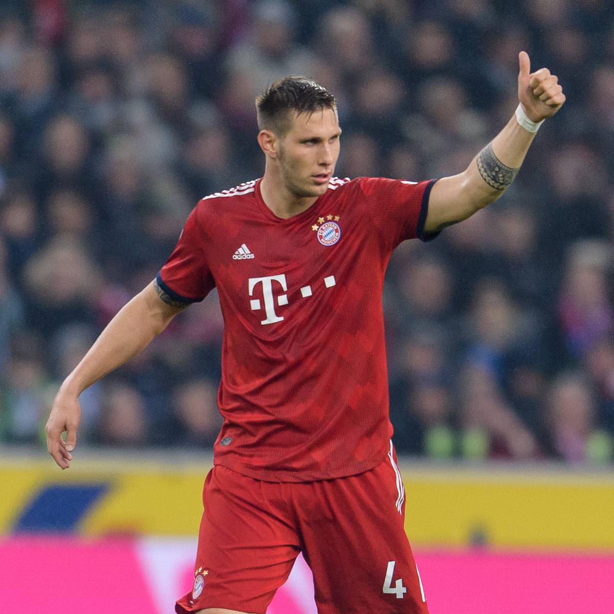 Fc Bayern Manchester United Beobachtet Niklas Sule