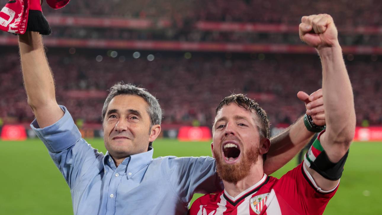 Iker Muniain mit seinem damaligen Trainer Ernesto Valverde nach dem spanischen Pokalsieg