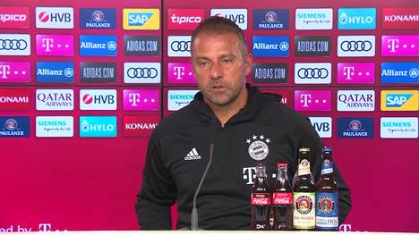 Bundesweit werden wieder Fans in die Stadien gelassen, die Stadt München lässt für das Auftaktspiel des FC Bayern gegen den FC Schalke aber keine Zuschauer zu. FCB-Coach Hansi Flick bezieht Stellung.