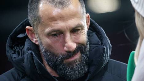 Nach dem brisanten Interview von Bayern-Kapitän meldet sich Hasan Salihamidzic zu Wort. Der Bayern-Boss kündigt ein Gespräch mit seinem Keeper an.