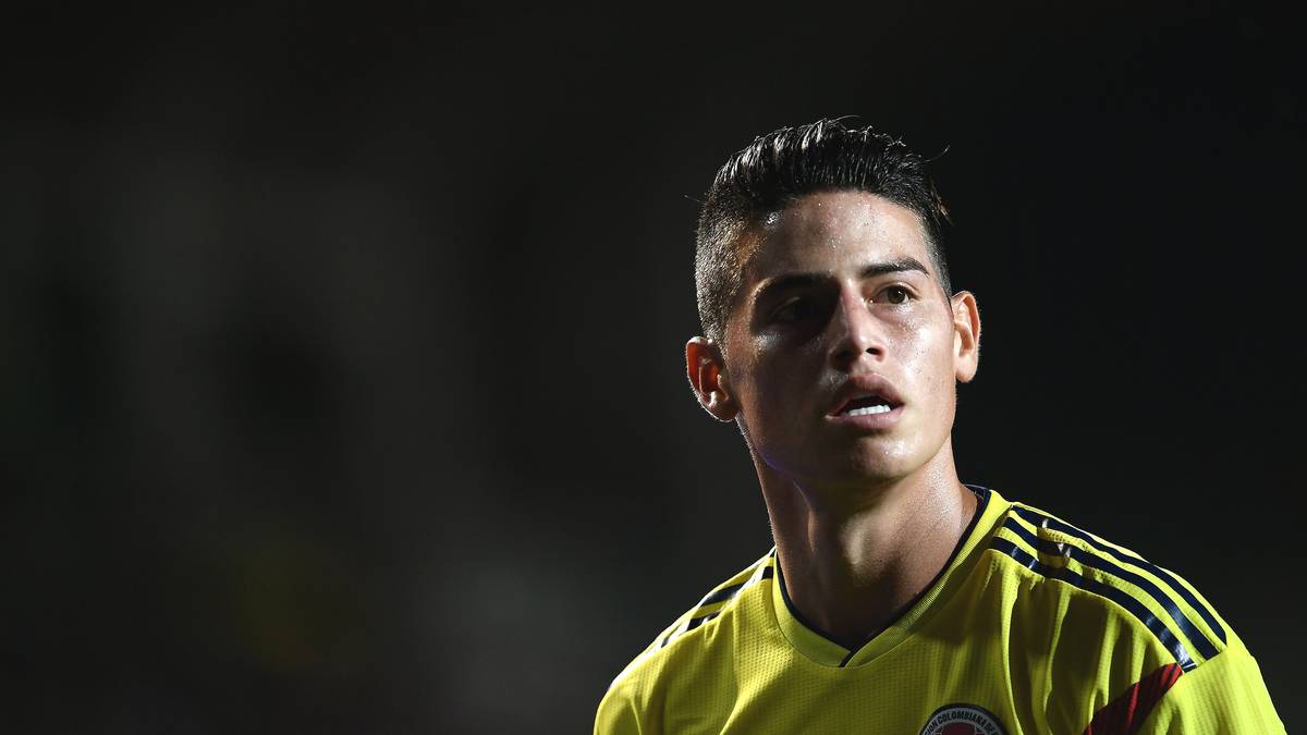 PLATZ 12 - KOLUMBIEN: Nach dem Sieg gegen Frankreich im März war das jüngste 0:0 gegen Ägypten für die Kolumbianer eher ein Rückschritt. Es war der letzte Test vor der WM - dort muss sich vor allem die individuell herausragende Offensive mit Bayerns James, Falcao und Cuadrado steigern