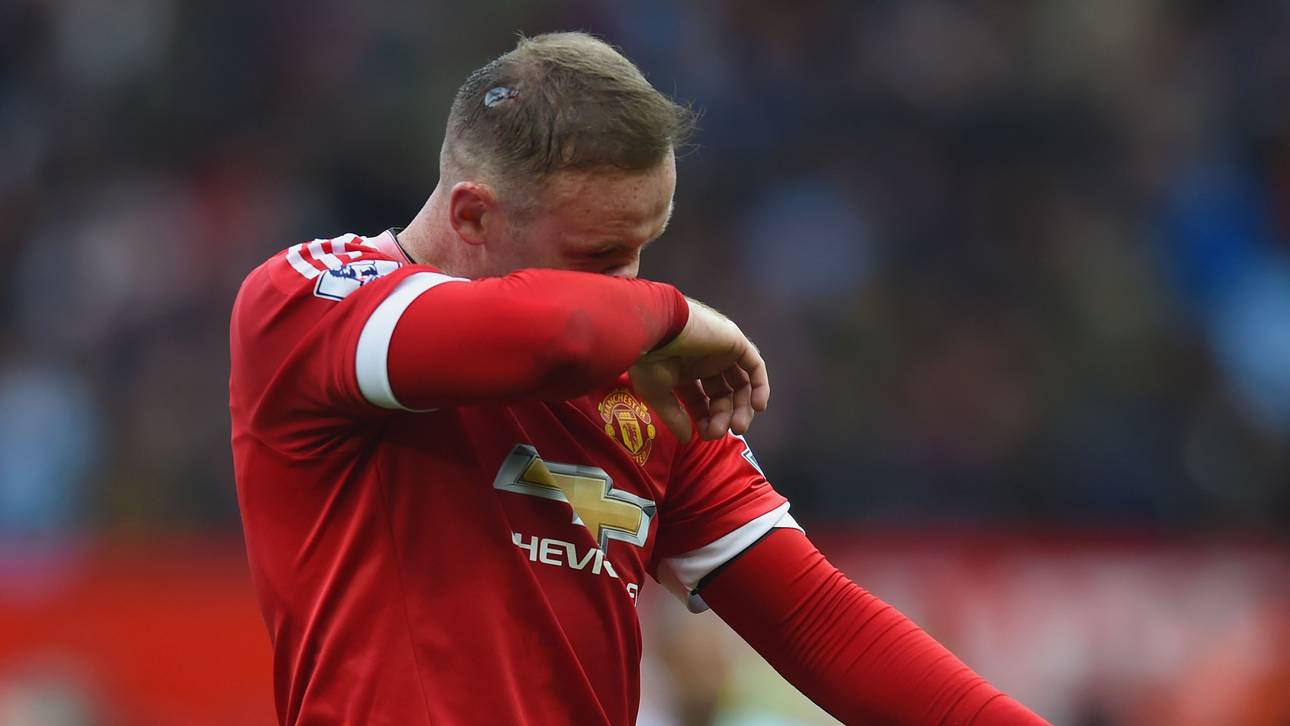 Rooney feiert mit Brummschädel