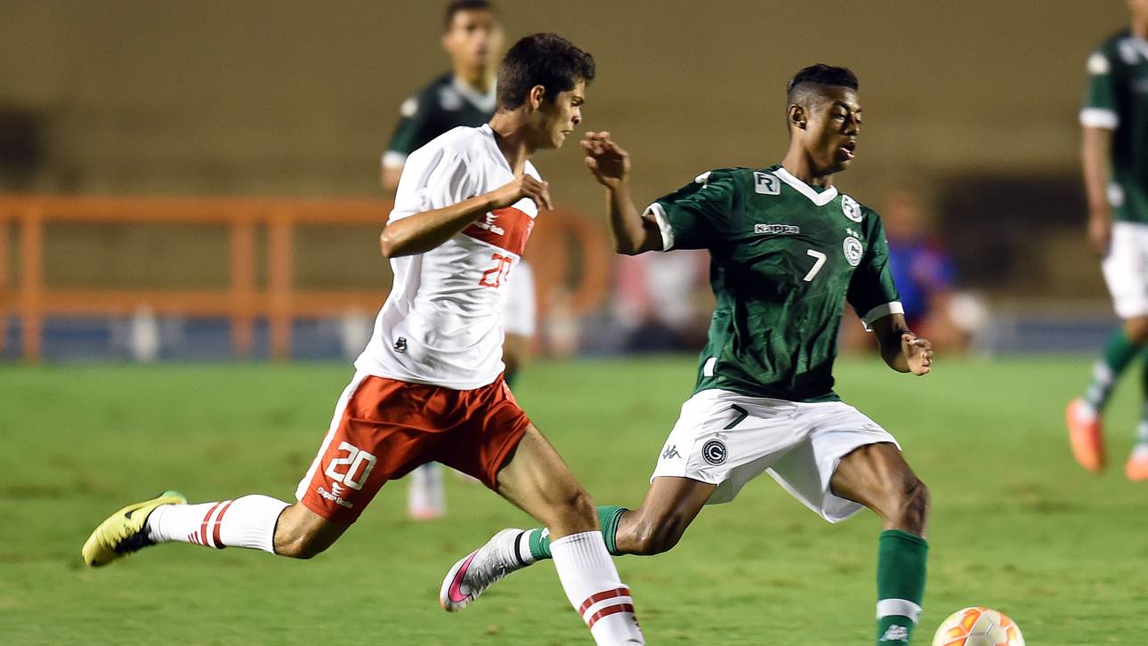 Wolfsburg holt neuen Stürmer