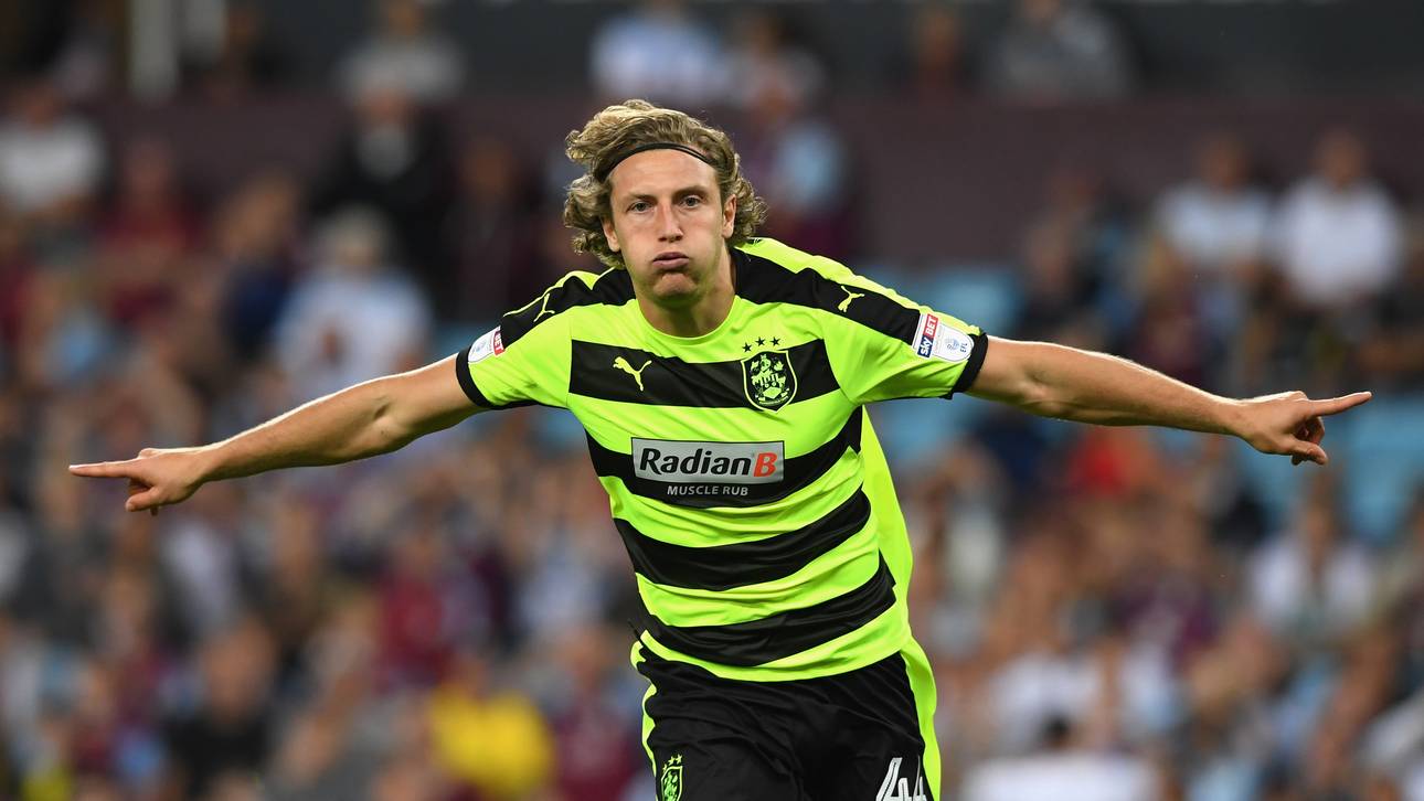 Hefele verlängert bei Huddersfield