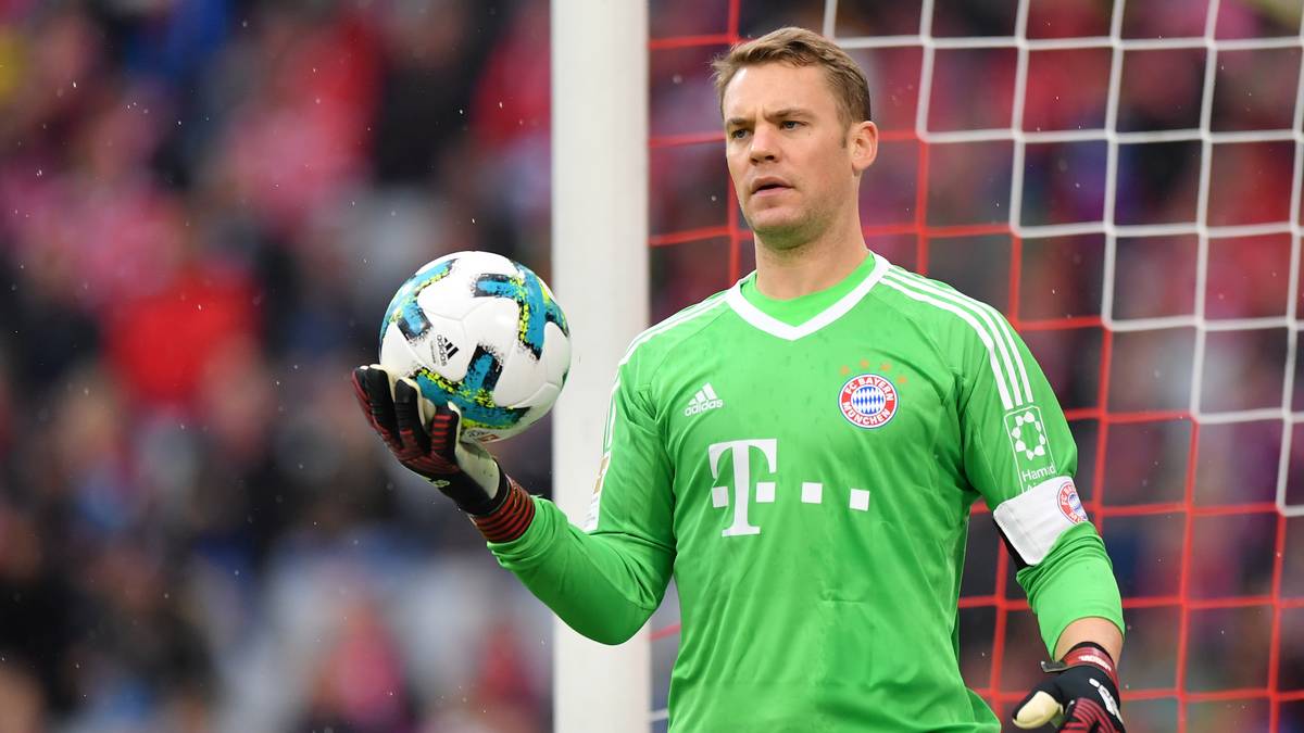 TORWART: Manuel Neuer (FC Bayern München) - Rating 92
