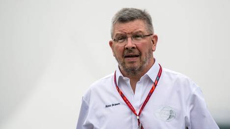 Formel-1-Sportdirektor Ross Brawn hofft auf Rennen ab Juli