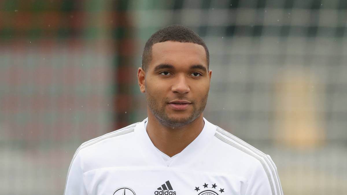 MIT LUFT NACH OBEN - JONATHAN TAH: Lässt sich derzeit von der Verunsicherung der Bayer-Abwehr anstecken. In der DFB-Elf hat er es ohnehin noch schwer, sich einen Platz in der ersten Elf zu erkämpfen - kann nun von Boatengs Pause profitieren