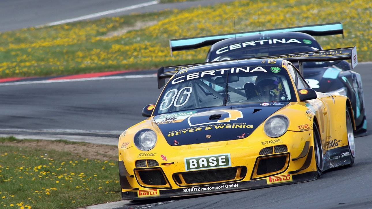 Fahrerwechsel beim Mitfavoriten