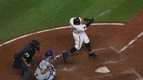 BALTIMORE, MARYLAND - SEPTEMBER 11: Jonathan Villar #2 of the Baltimore Orioles watches his three run home run against the Los Angeles Dodgers during the seventh inning at Oriole Park at Camden Yards on September 11, 2019 in Baltimore, Maryland. The home run was the 6,106th in the majors, breaking the MLB record for most home runs in a single season. (Photo by Patrick Smith/Getty Images)
