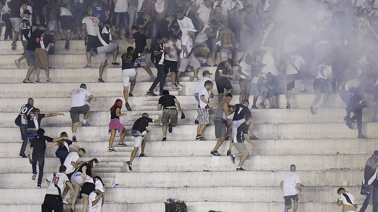Brasilien: Fan nach Derby erschossen
