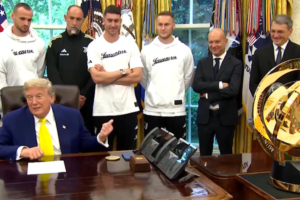 Bizarre Szene zwischen Trump und Juve-Spielern