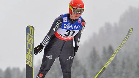 Die Skispringerinnen um Olympiasiegerin Carina Vogt mussten sich dem Wind beugen